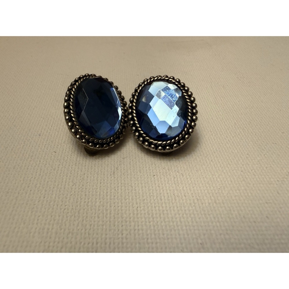 Vintage Blue Faceted Rhinestone Clip On Earrings Silver Tone Oval Estate Jewelry